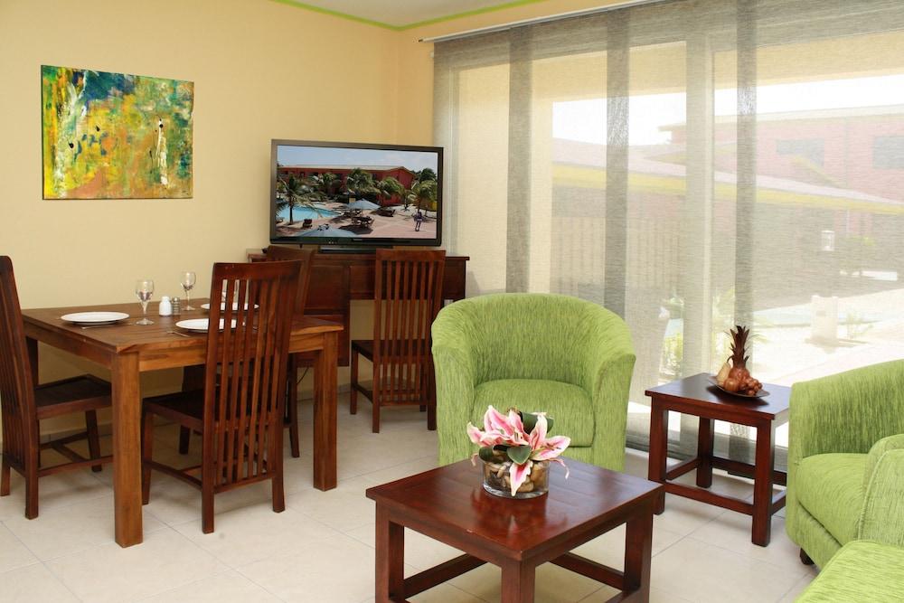 Del Rey Apartments Aruba 外观 照片