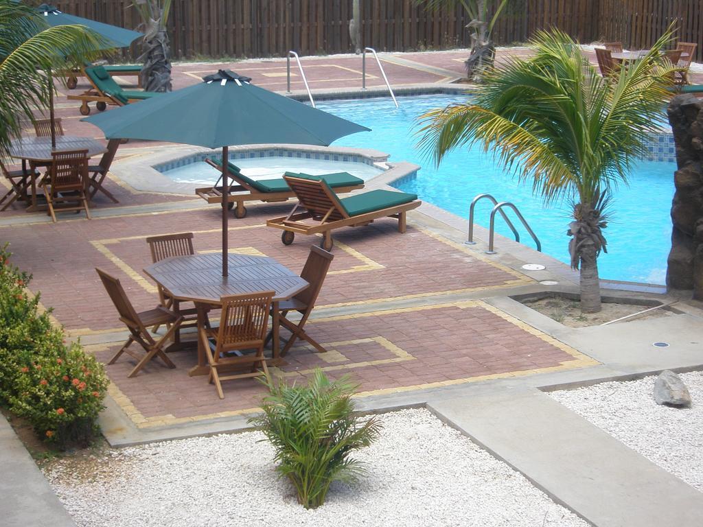 Del Rey Apartments Aruba 外观 照片